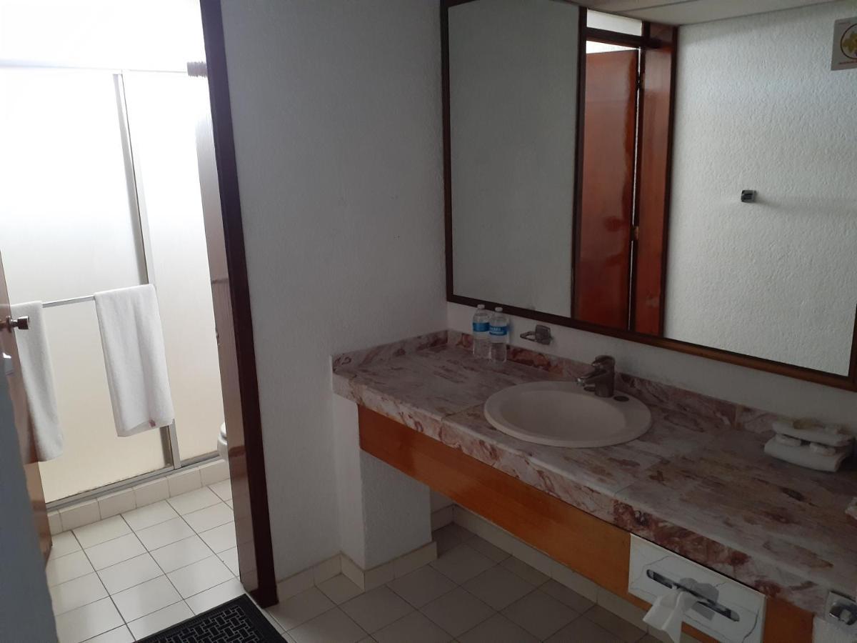 Leo Hotel Jerez de Garcia Salinas Bagian luar foto